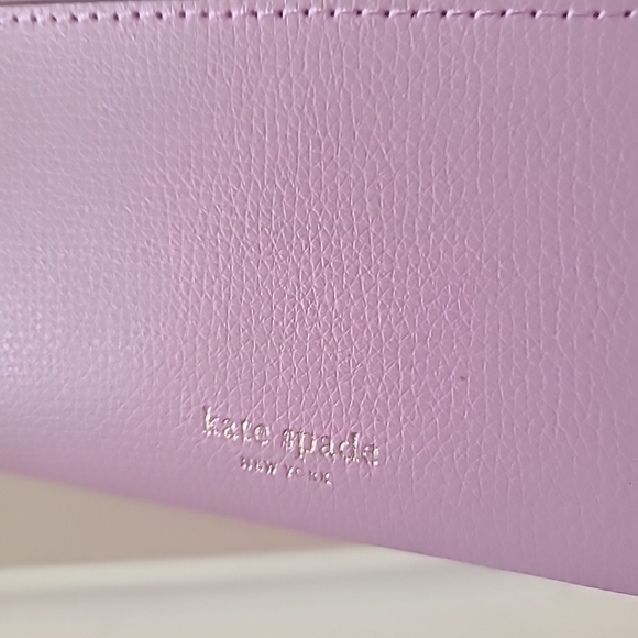 Kate Spade Sylvia  Clover Applique Slim Continental Wallet - Picture 3 of 5